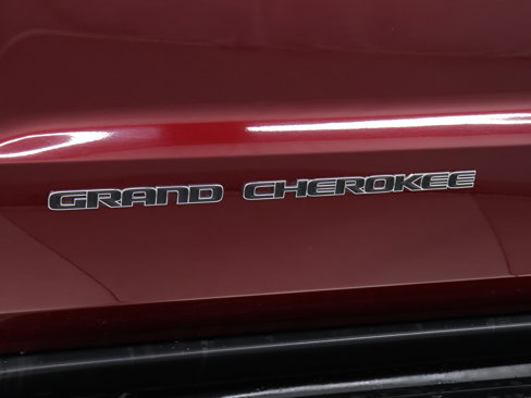 Used 2018 Jeep Grand Cherokee Limited image 59