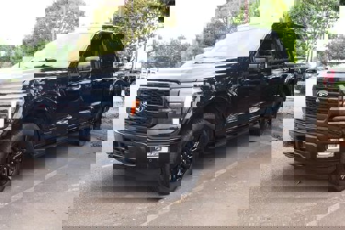 Certified 2024 Ford F150 Lariat w/ FX4 Off-Road Package image 3