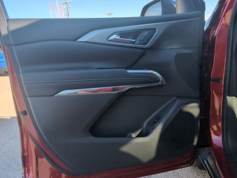 New 2026 Chevrolet Traverse LT w/ Driver Confidence Package image 23