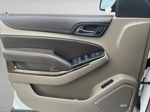 Used 2019 Chevrolet Suburban LT w/ LT Signature Package image 26
