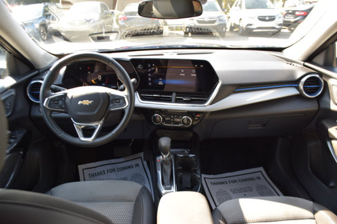 Used 2024 Chevrolet Trax LT w/ Driver Confidence Package image 15