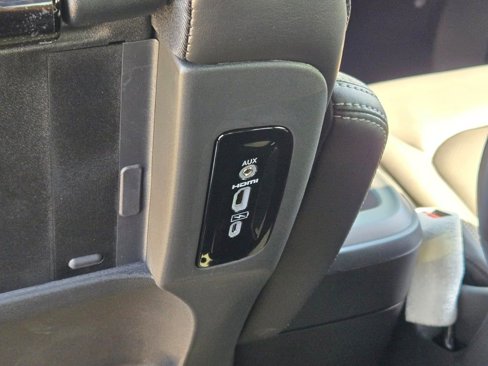 New 2026 Chrysler Pacifica Select image 19