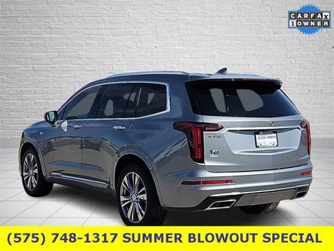 Used 2023 Cadillac XT6 Premium Luxury image 3