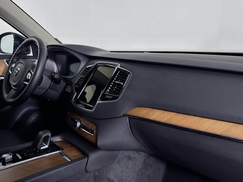 Used 2025 Volvo XC90 B6 Plus image 29