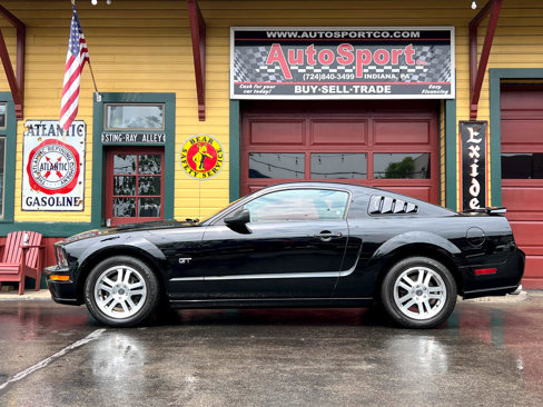 Used 2005 Ford Mustang GT Premium image 8