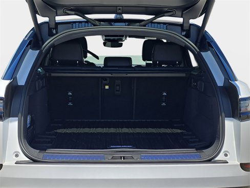 New 2026 Land Rover Range Rover Velar Dynamic SE image 12