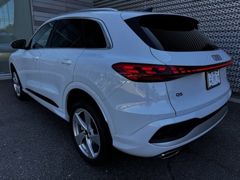 New 2025 Audi Q5 Premium Plus image 3