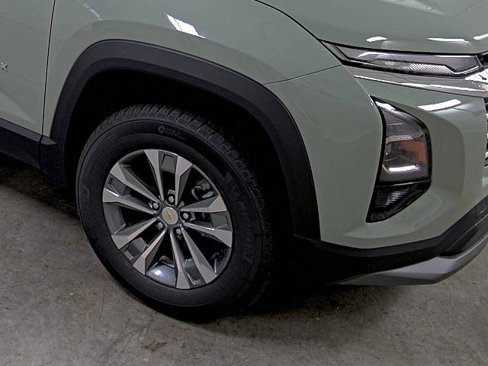 New 2026 Chevrolet Equinox LT w/ Convenience Package II image 14