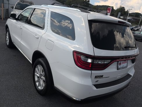 Used 2019 Dodge Durango SXT image 6