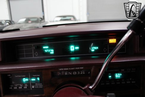 Used 1992 Cadillac De Ville Coupe image 24
