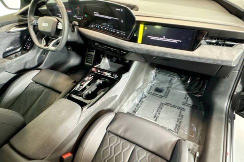 New 2025 Audi S6 e-tron Prestige image 25