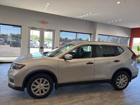 Used 2018 Nissan Rogue S image 10