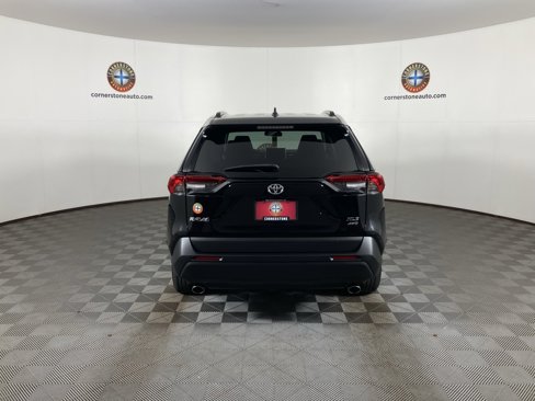 Used 2023 Toyota RAV4 XLE image 19