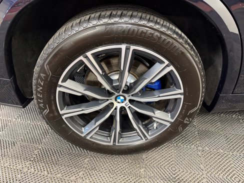 Used 2023 BMW X5 xDrive40i w/ M Sport Package image 25