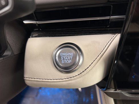 New 2025 Lincoln Nautilus Black Label w/ Jet Appearance Package image 18