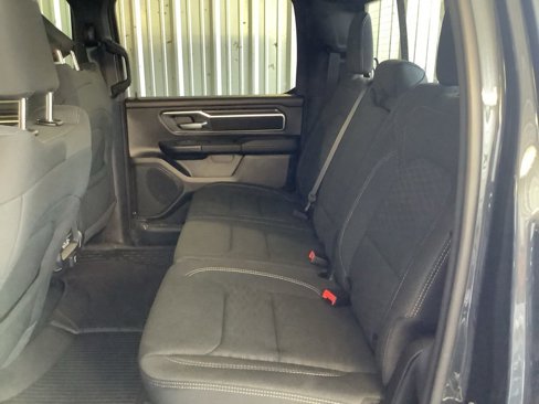 New 2026 RAM 1500 4x4 Crew Cab image 37