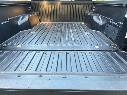 Used 2022 Toyota Tacoma SR5 w/ Technology Package image 23