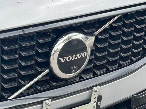 Used 2024 Volvo S60 B5 Plus image 10