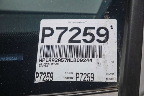 Used 2022 Porsche Macan image 29