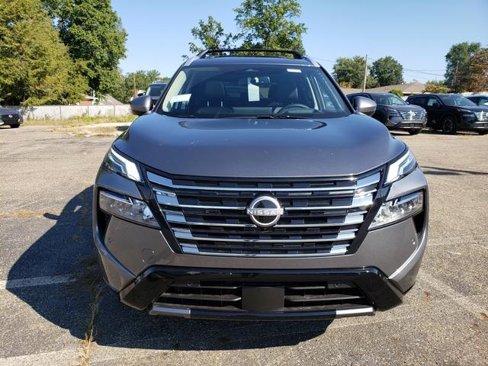 New 2026 Nissan Rogue Platinum image 9