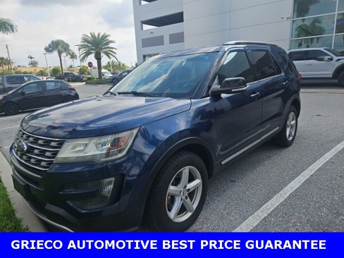 Used 2016 Ford Explorer XLT image 1