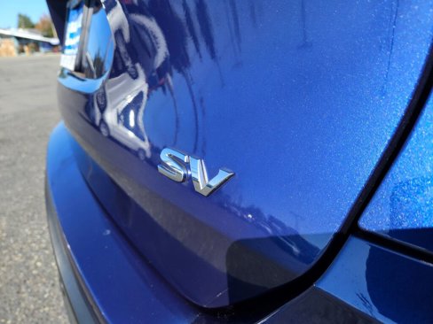 Used 2020 Nissan Rogue SV image 9