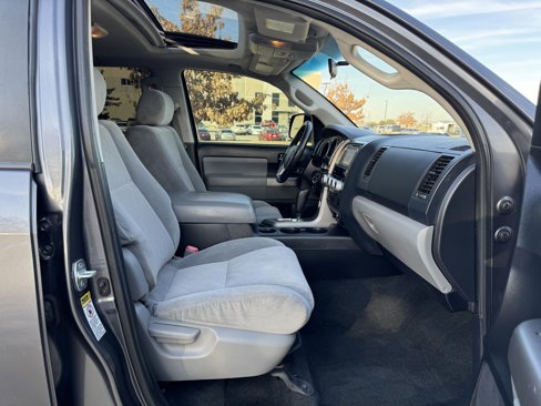 Used 2014 Toyota Sequoia SR5 image 36