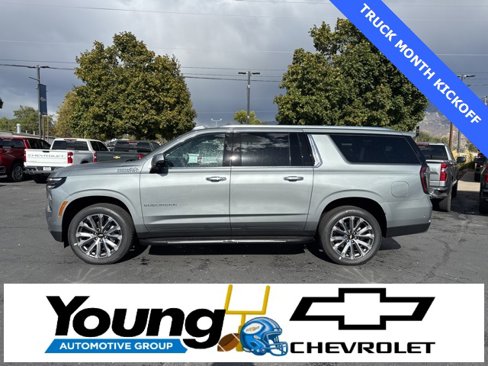 New 2026 Chevrolet Suburban High Country image 2