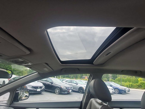 Used 2011 Honda Civic EX-L image 16