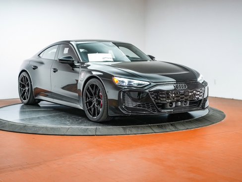 New 2025 Audi RS e-tron GT performance image 13