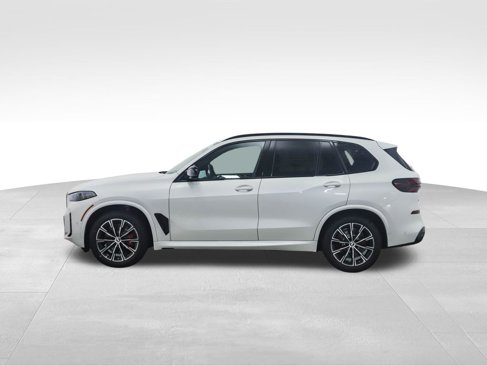 New 2026 BMW X5 M60i image 2