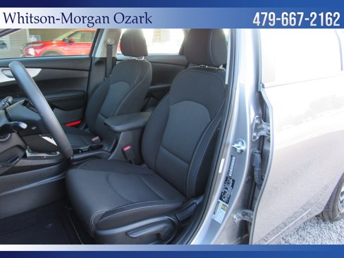 Used 2024 Kia Forte LXS image 19
