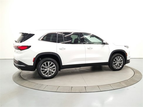 Used 2025 Buick Enclave Preferred image 8