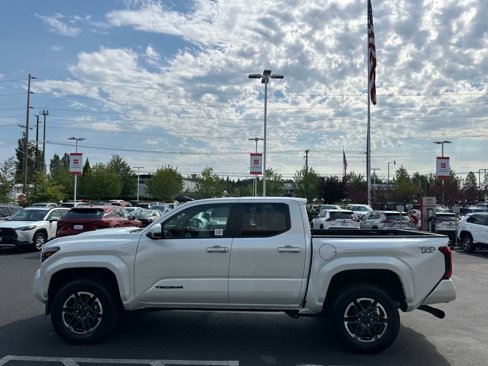 Certified 2025 Toyota Tacoma TRD Sport image 6