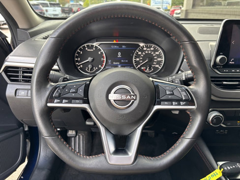 Used 2024 Nissan Altima 2.5 SR image 17