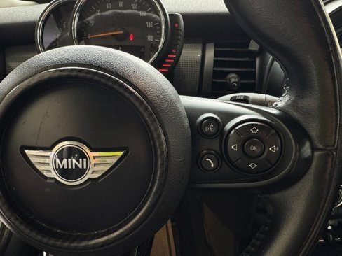 Used 2014 MINI Cooper 2-Door Hardtop image 15
