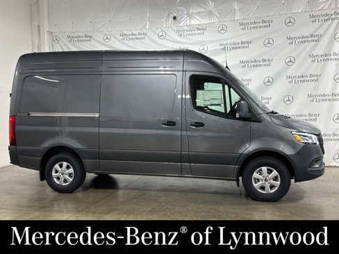 New 2025 Mercedes-Benz Sprinter 2500 image 1