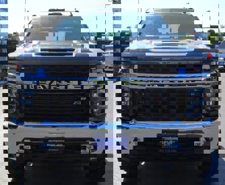 Used 2022 Chevrolet Silverado 3500 LT w/ Convenience Package image 8
