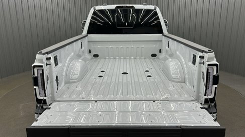 Used 2025 Ford F450 Platinum w/ Platinum Plus Package image 13