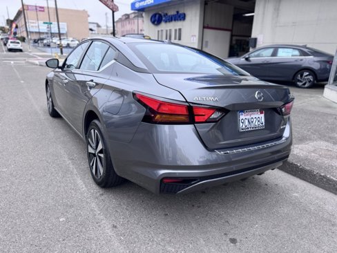 Used 2022 Nissan Altima 2.5 SV image 6