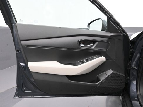 New 2025 Honda Accord LX image 30