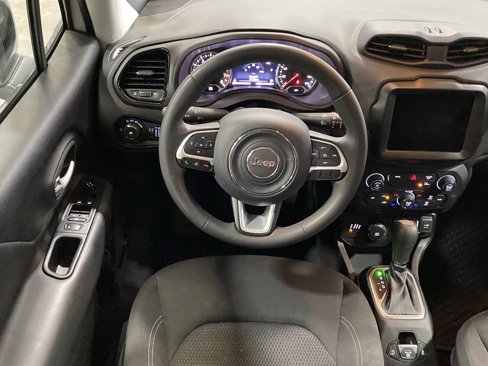 Used 2023 Jeep Renegade Altitude image 13