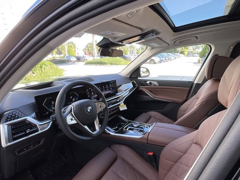 New 2026 BMW X7 xDrive40i image 9