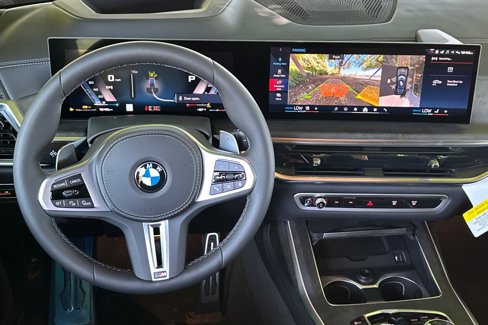 New 2026 BMW X7 M60i image 11