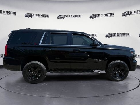 Used 2017 Chevrolet Tahoe LT w/ Z71 Midnight Edition image 9