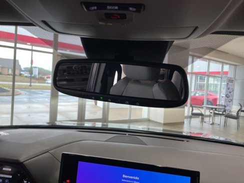 New 2025 Toyota Sienna XLE image 17