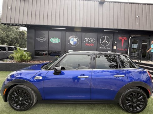 Used 2021 MINI Cooper S image 9
