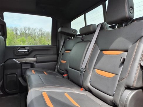 Used 2022 GMC Sierra 2500 AT4 w/ AT4 Premium Plus Package image 13