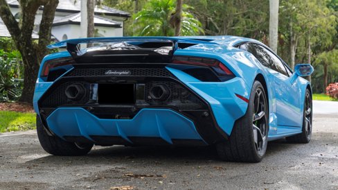 Used 2024 Lamborghini Huracan Tecnica image 5