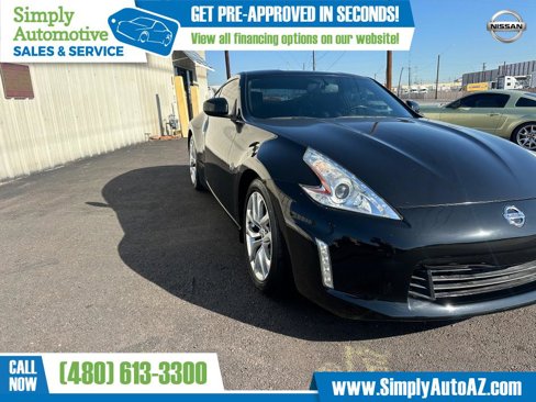 Used 2014 Nissan 370Z Touring w/ Navigation Package image 4